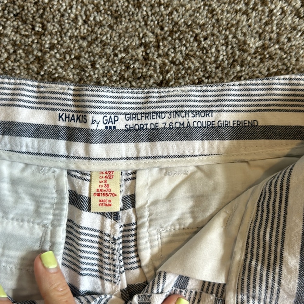 Khakis by Gap - Picture 3 of 3